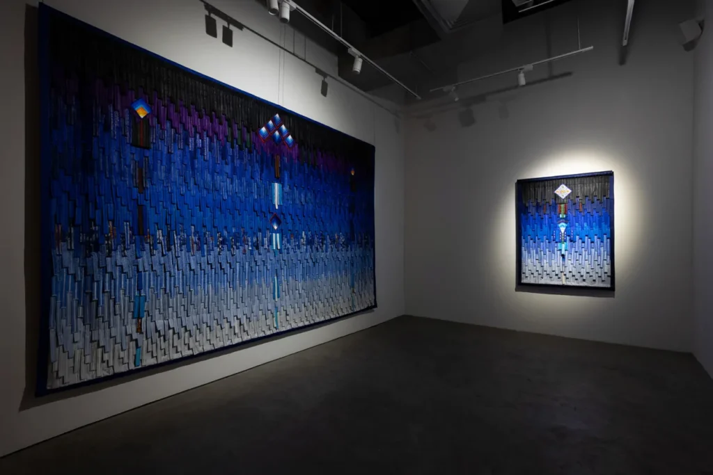 Abdoulaye Konaté: Une Exploration Profonde de la Tradition, du Pouvoir et de la Politique